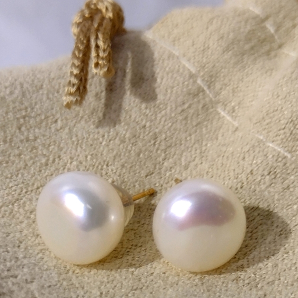 10K Cultured Freshwater Pearl Earrings 2.81gms. 10mm Yellow Gold NWT - Picture 6 of 7